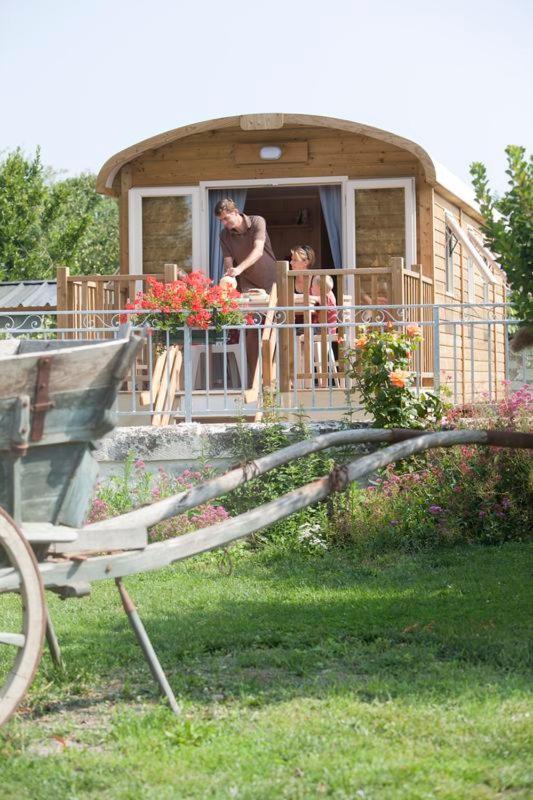 Les Roulottes De Cuzay Villa Roiffe Ngoại thất bức ảnh