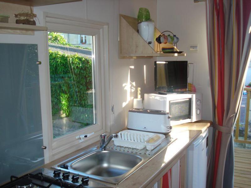 Les Roulottes De Cuzay Villa Roiffe Ngoại thất bức ảnh